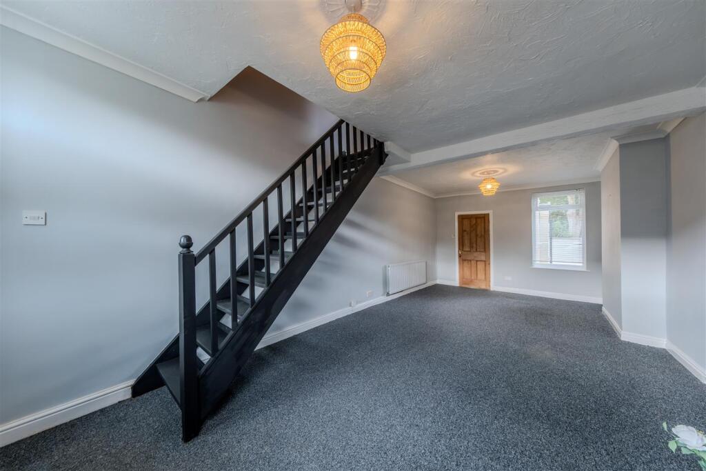 House in Middlewich, Cheshire East - View 5