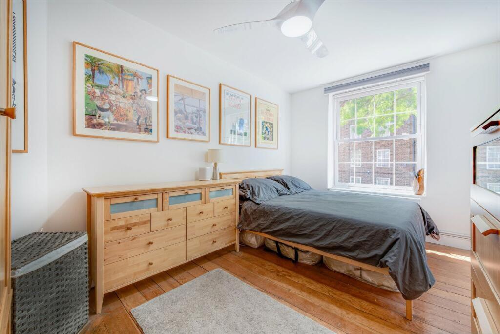 Main image of property: Newark House ( 3 bed no living room)