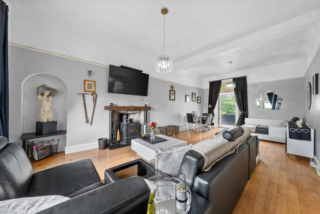 House in Paisley - More