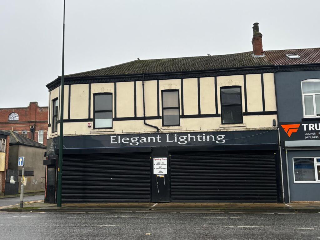 Main image of property: 174-176 Cleethorpe Road, Grimsby DN31 3HW