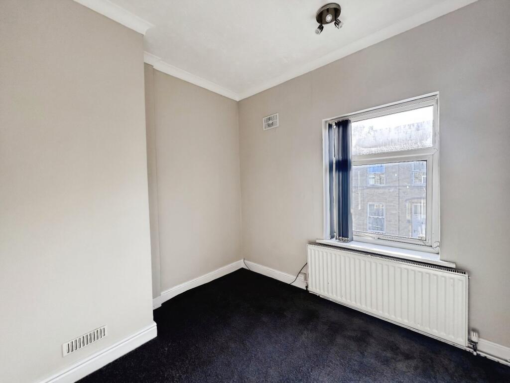 Additional image 4 of South Parade, Cleckheaton, BD19