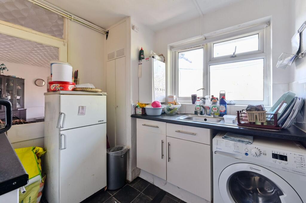 Denmark Road, Camberwell, London, SE5 - View 4