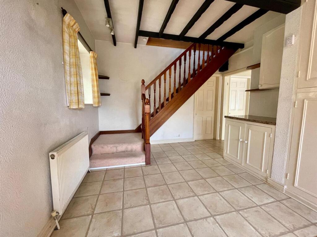 House in Hull - View 5
