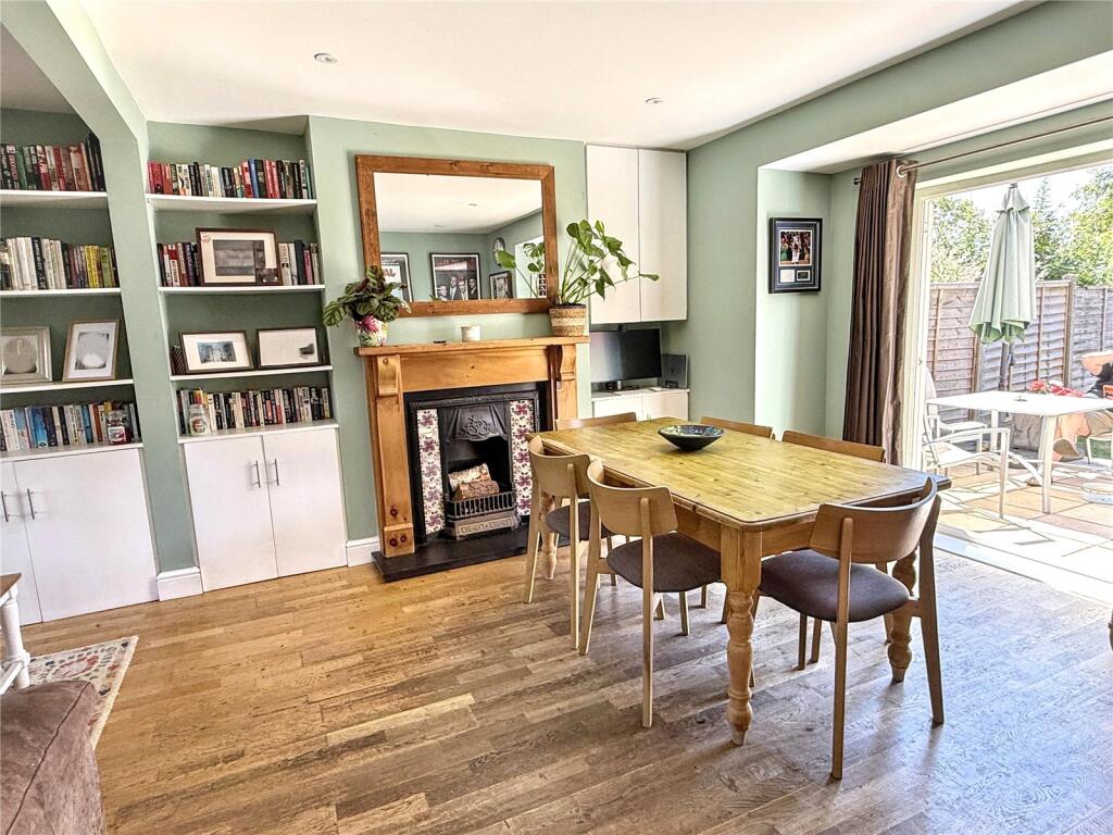 House in Enfield - View 4
