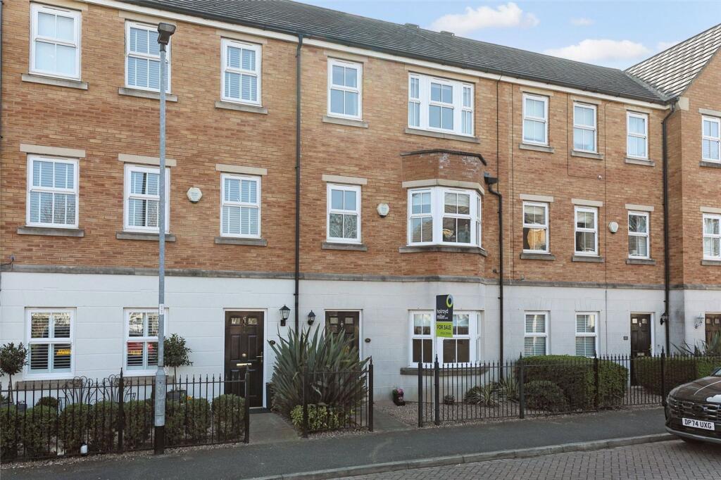 Main image of property: Tuke Grove, Wakefield, WF1
