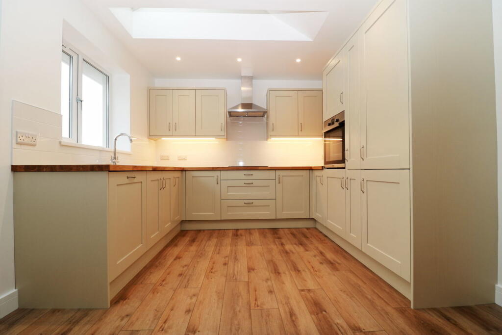 House in Truro - View 4