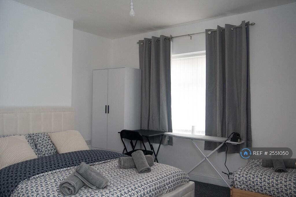 Main image of property: Rutland St, Manchester, M35