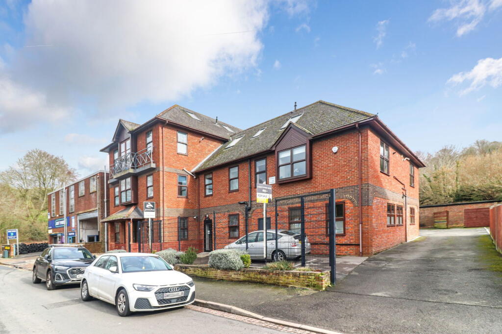 Main image of property: Nashleigh Court, Severalls Avenue, Chesham, HP5 3EN