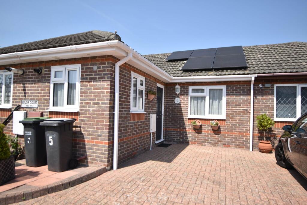 Main image of property: Five Post Lane, Gosport