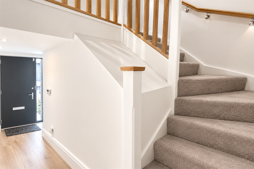 House in Waltham Cross, Churchgate - View 3