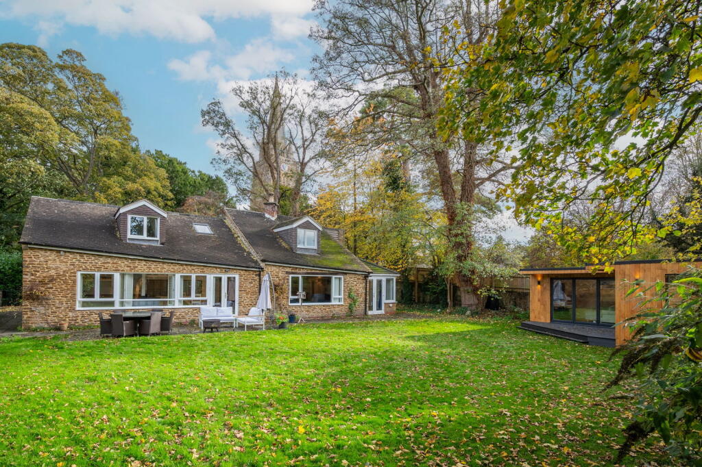 Main image of property: Church Close, Adderbury, Oxfordshire, OX17