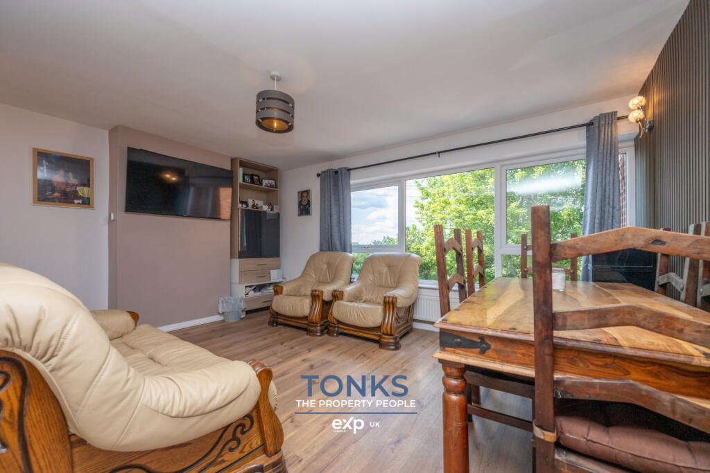 House in Dudley, West Midlands - View 5