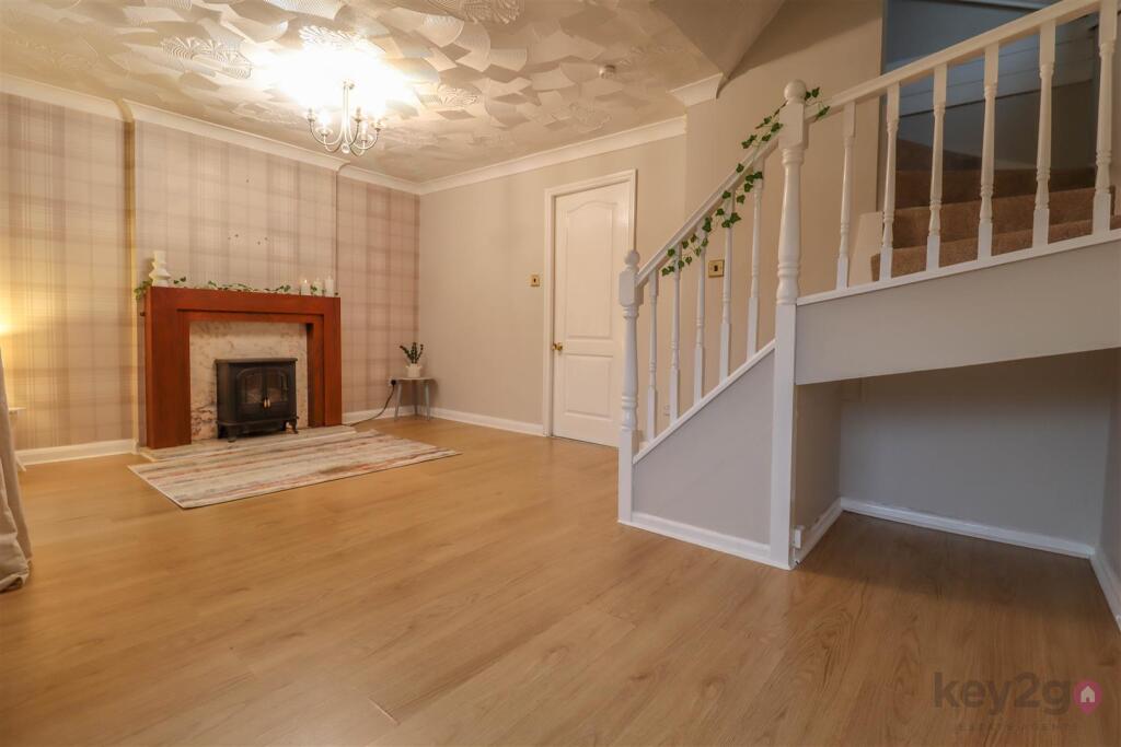 Rufford Rise, Sothall, Sheffield, S20 photo 3