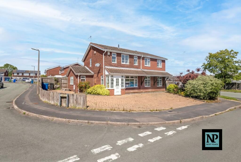 House in Tamworth, Dosthill - View 5