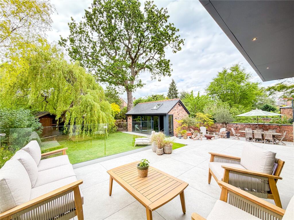 House in Manchester - View 2