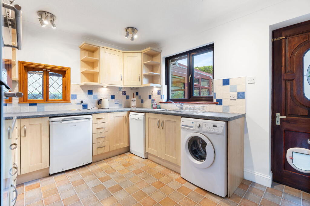 15, Middlewell Parc, Wadebridge, PL27 7HH photo 3