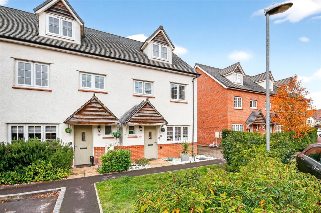 Main image of property: Stonechat Croft, Bracknell, Berkshire, RG12