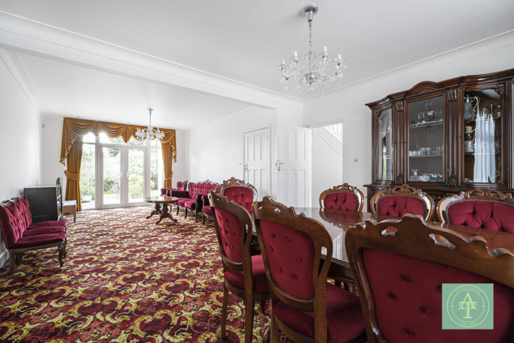 House in London, Southgate - View 5