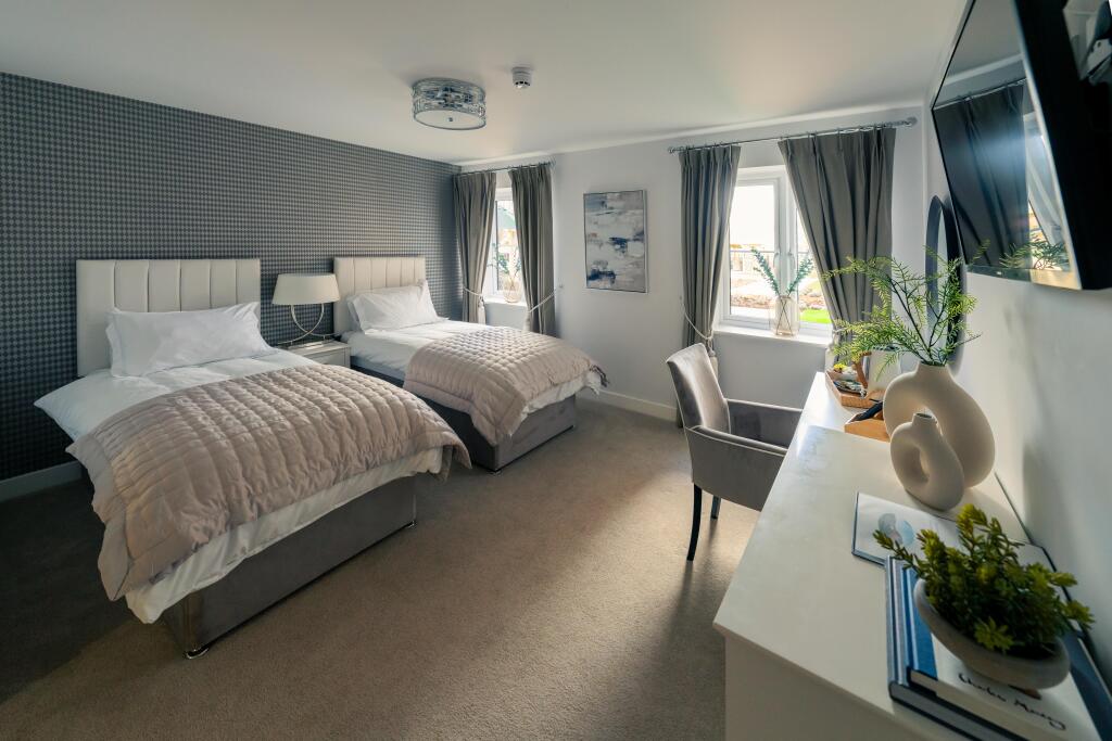 Main image of property: Bilton Road,
Bilton,
Rugby,
Warwickshire,
CV22 7BA