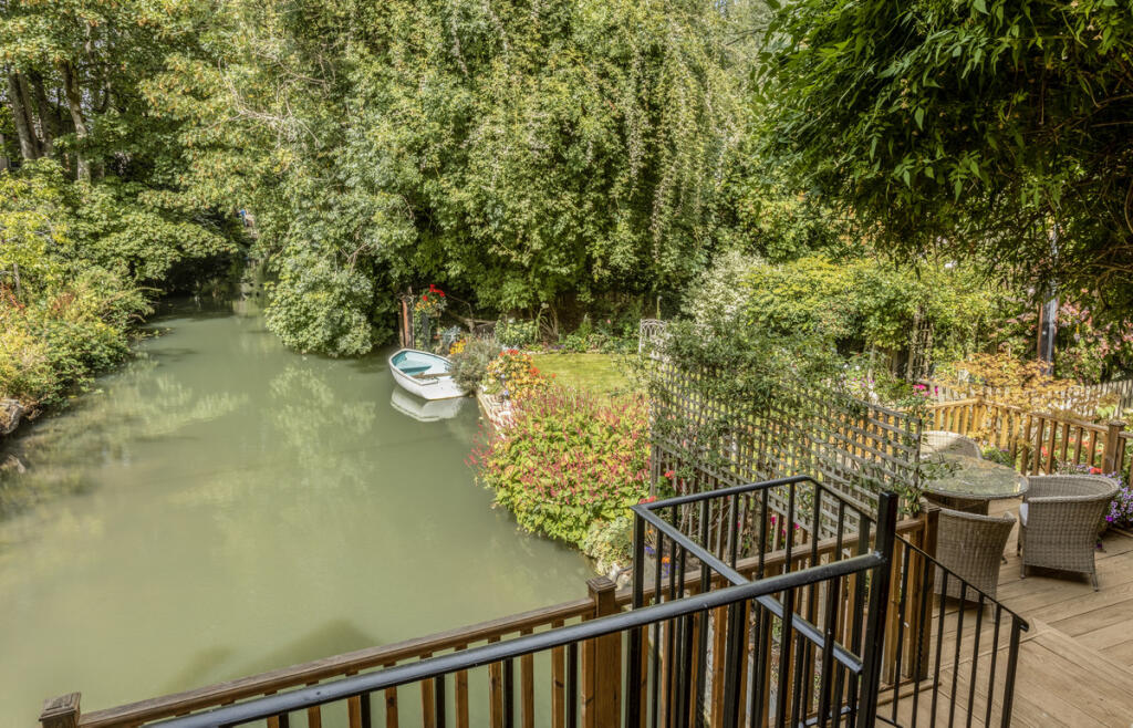 House in West Oxfordshire, Burford - View 4