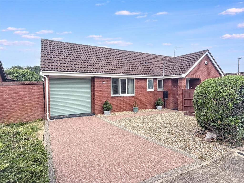 Main image of property: Blackmoor Gate, Furzton, Milton Keynes