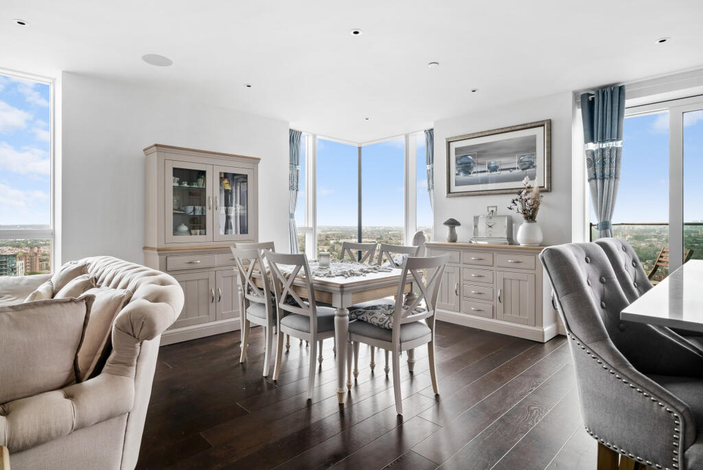 Apartment in London - View 2