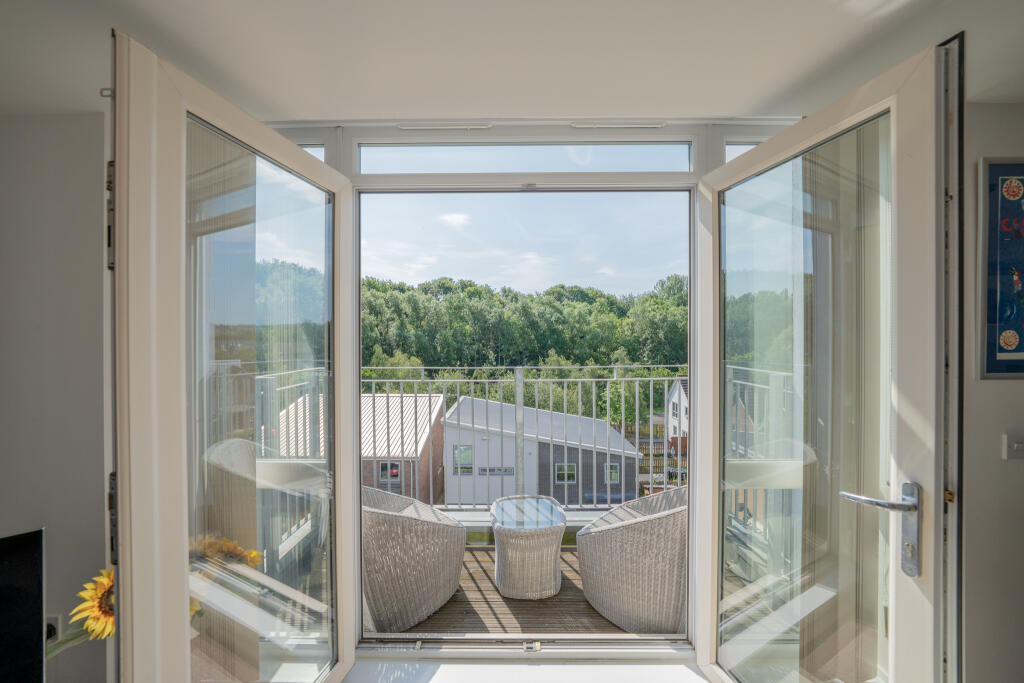 Apartment in Gateshead, North East - View 5
