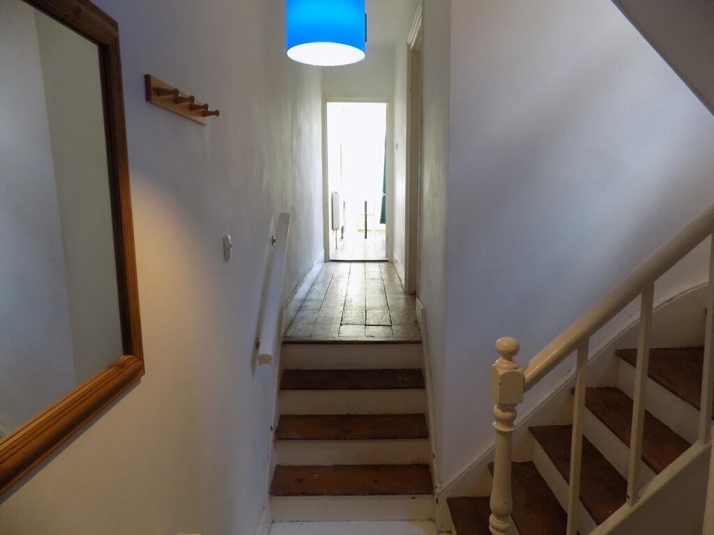 Apartment in Portsmouth - More