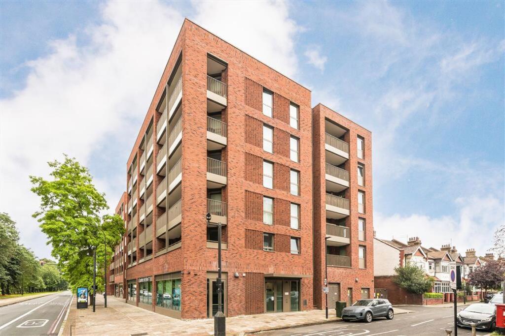 Main image of property: Sudbourne Road, Brixton