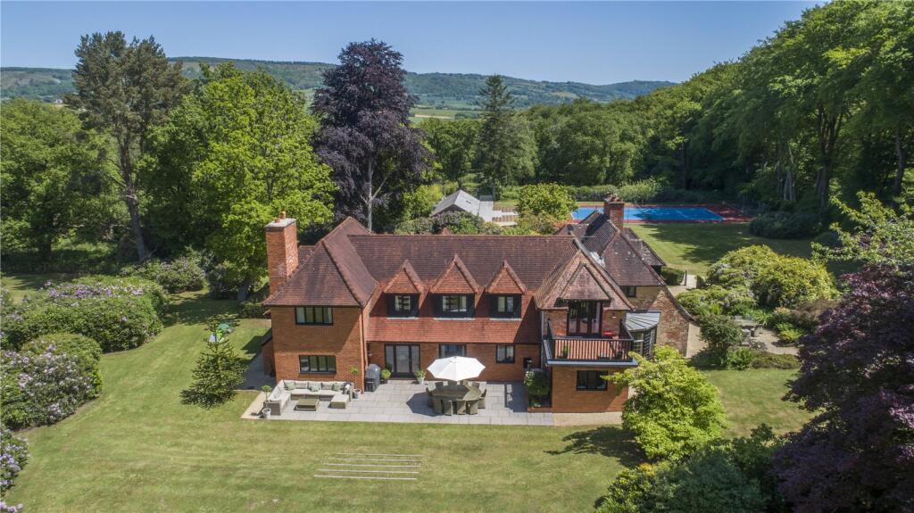 Main image of property: Binford Lane, Lydeard St. Lawrence, Taunton, Somerset, TA4