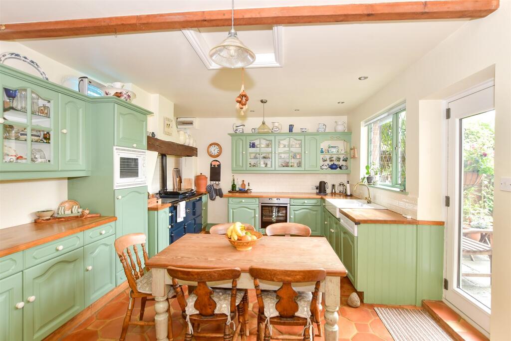 Picketts Lane, Uckfield, East Sussex photo 5