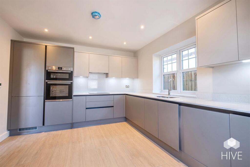 Plot 7 Fairway View Close, Linden Road, West Parley, Ferndown photo 3