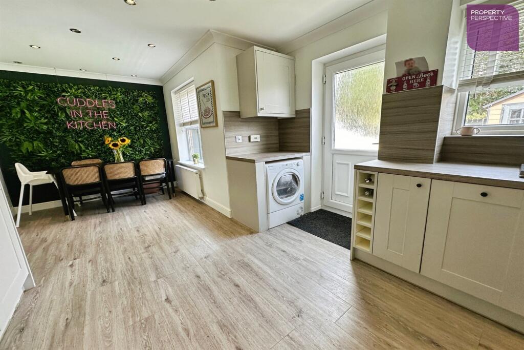House in Kingston upon Hull, Kingswood - View 3