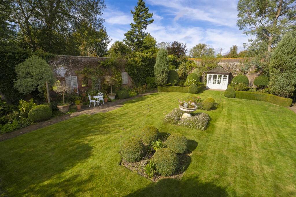 House in Swale, Sheldwich Lees, Sheldwich - View 4