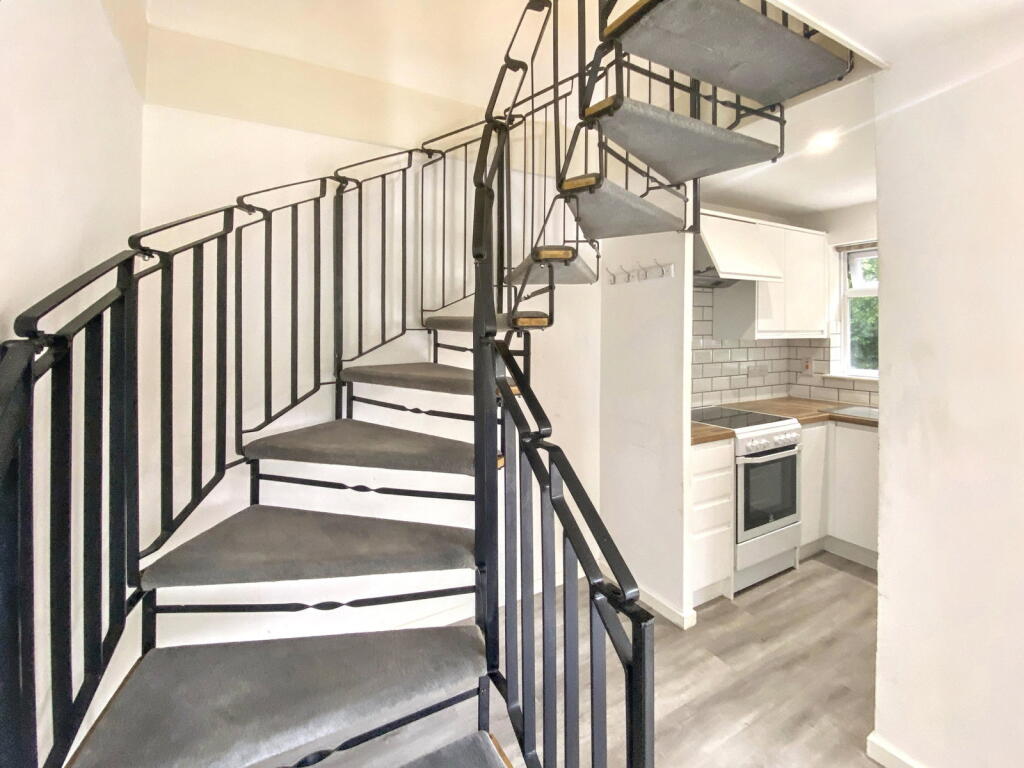 House in Tonbridge - View 4