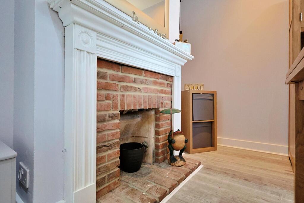 House in Poole, Rossmore - View 5
