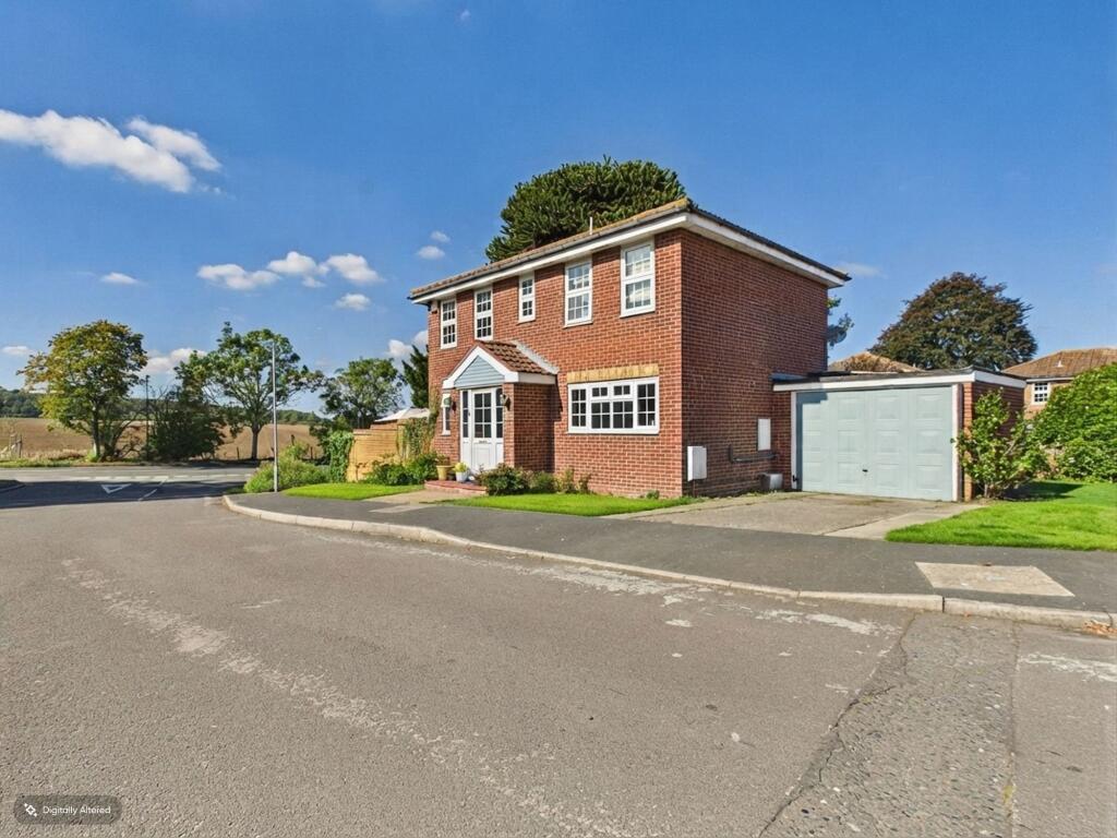 Main image of property: Brewers Field, Dartford, DA2