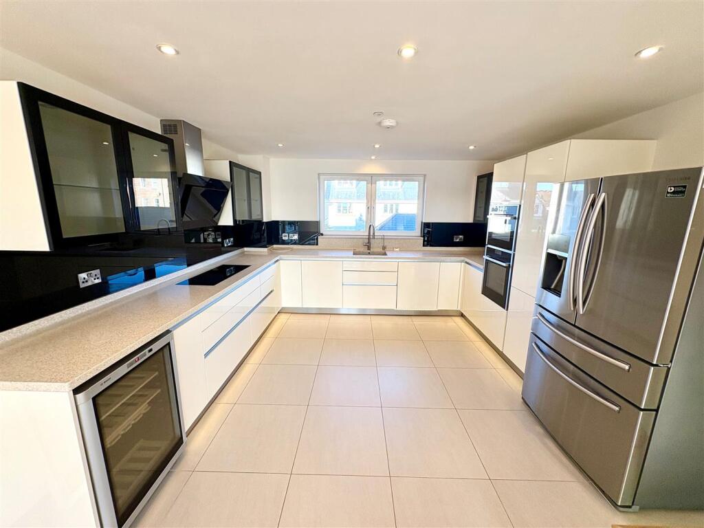 Main image of property: Mariners Quay, Littlehampton Riverside