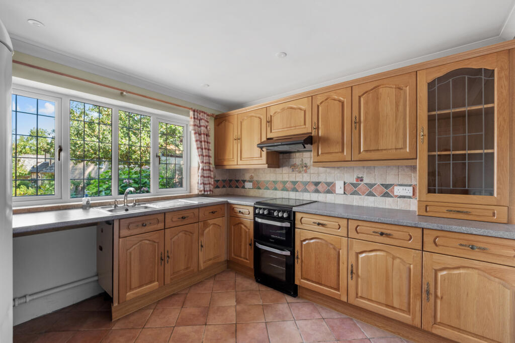 House in Dorchester - View 5