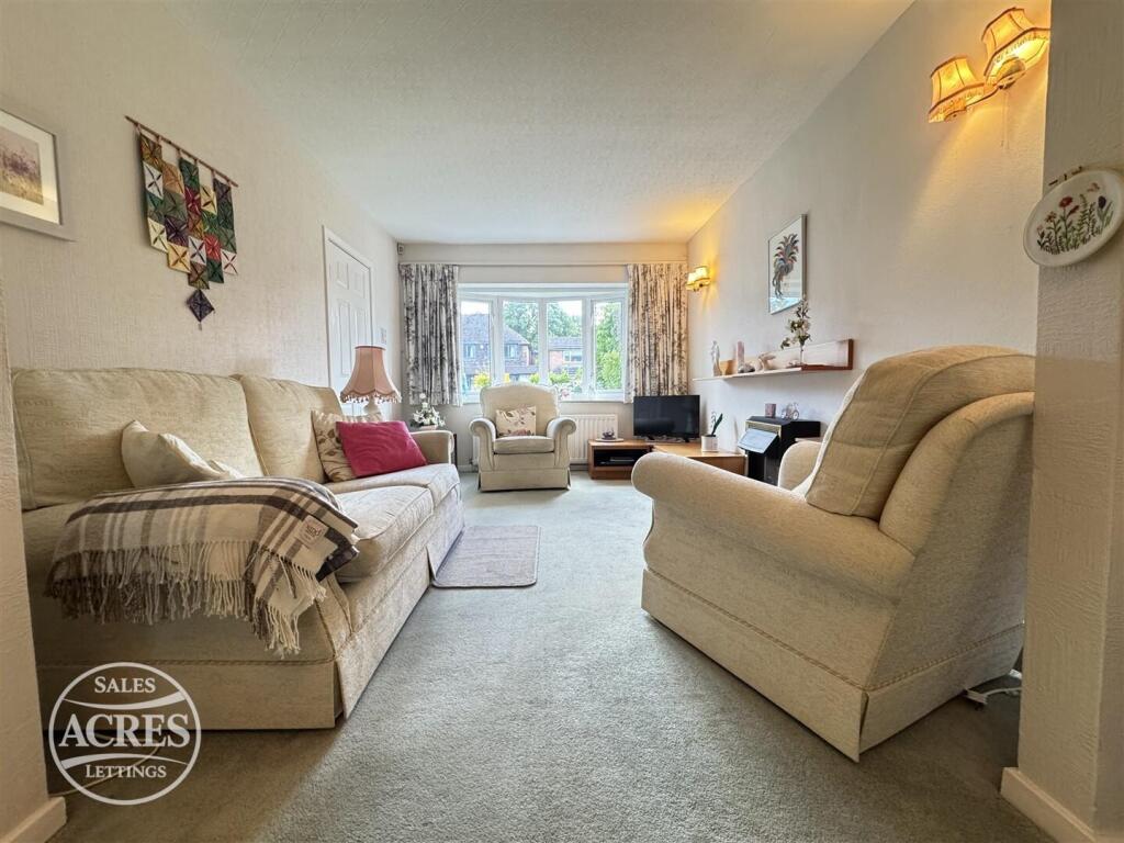 House in Sandwell, West Midlands - View 2