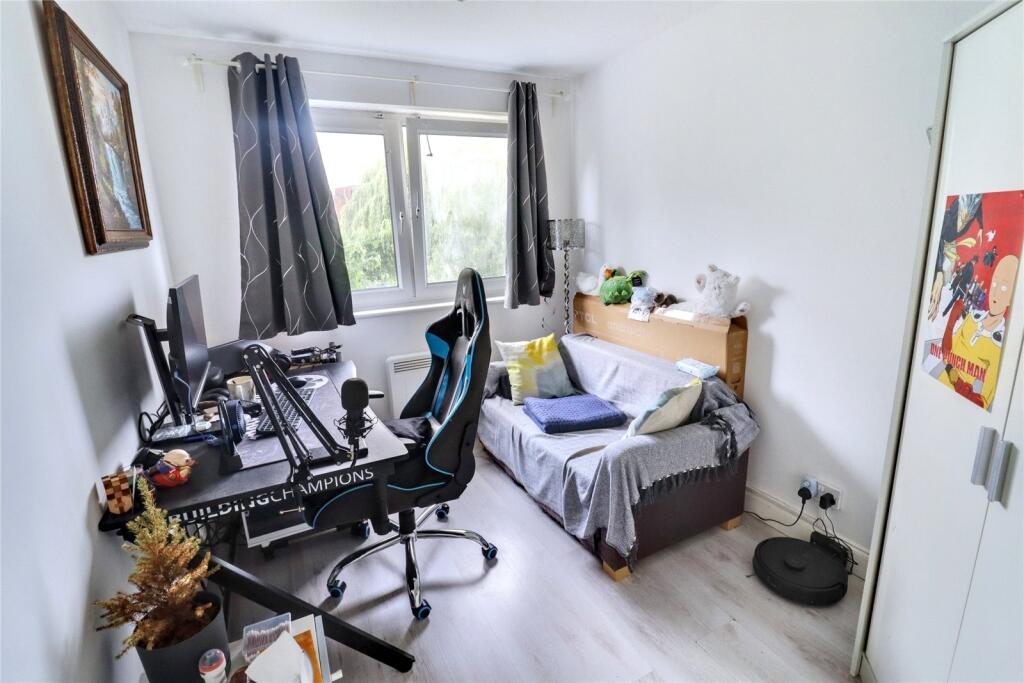 Oxford Gardens, Whetstone, London, N20 - View 5