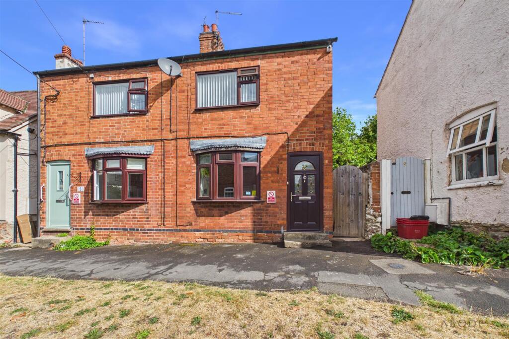 House in Derby - View 2