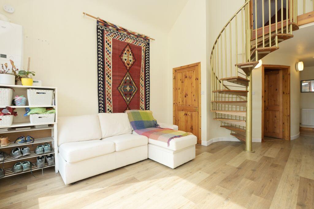 23 Main Street, Roslin, EH25 9LA photo 4