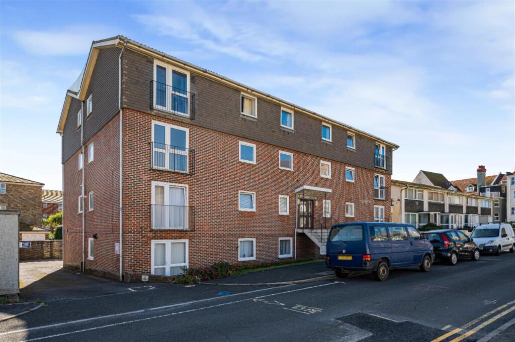 Main image of property: 14 St. Johns Road, Seaford