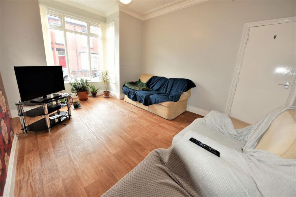 Main image of property: 5 Norwood Place
