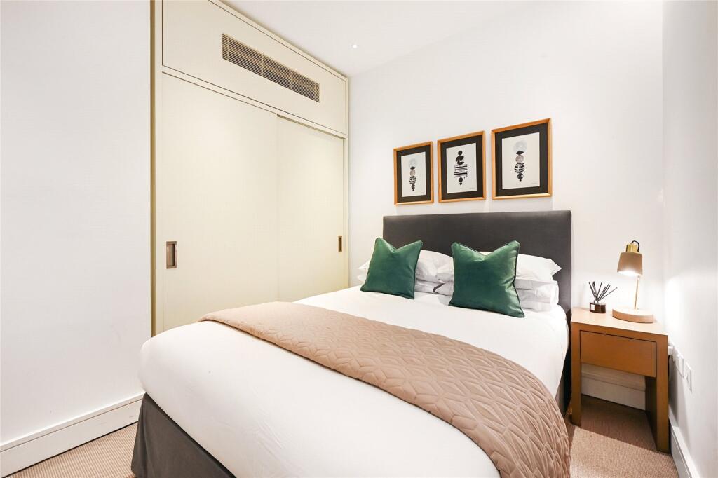 Apartment in London - View 5