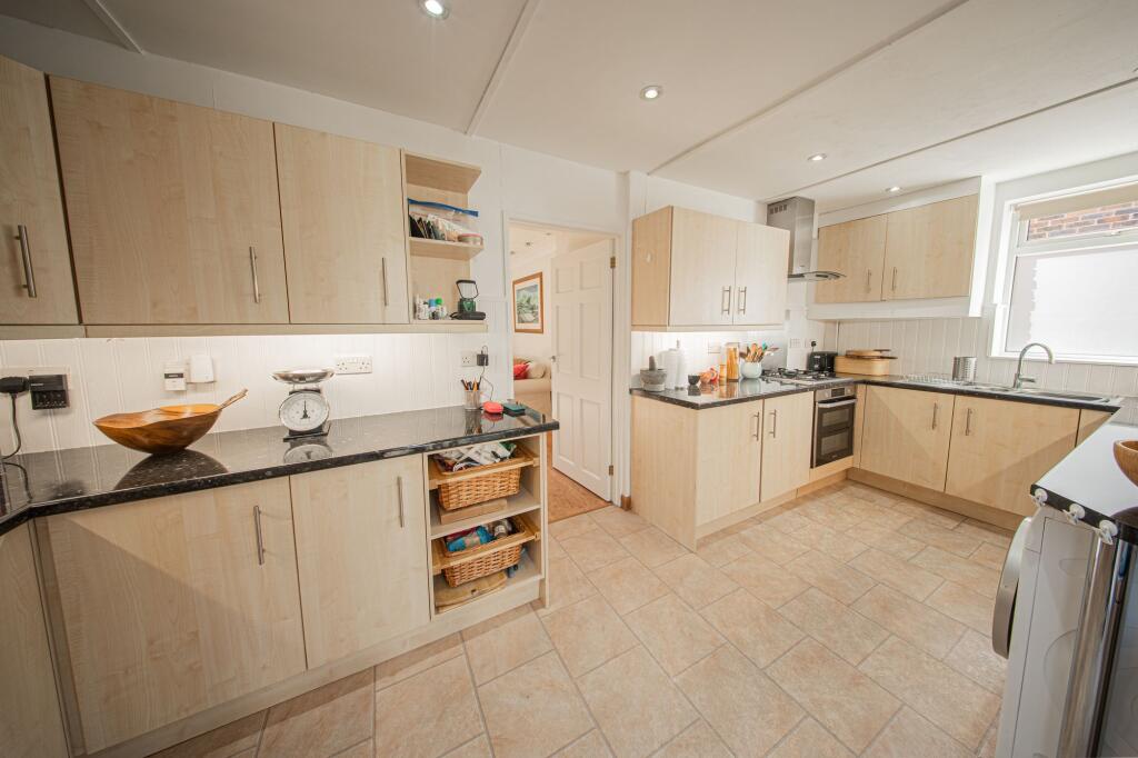 America Lane, Haywards Heath, RH16 photo 4