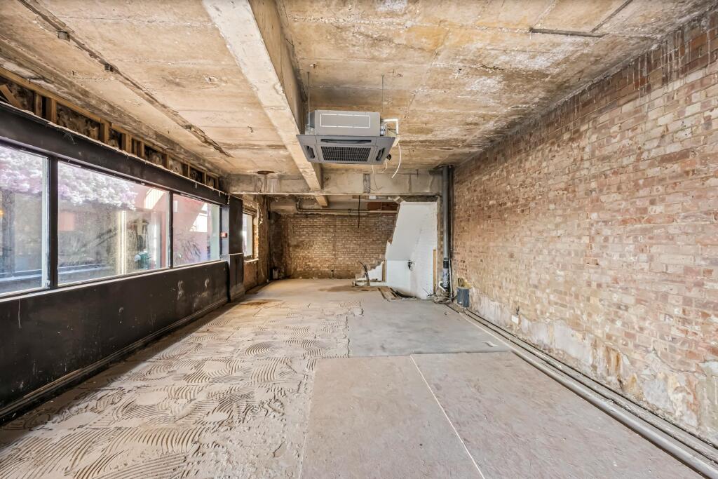 Brighton Square 20-017.JPG