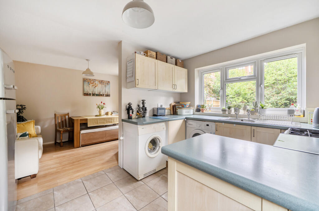 House in Reading - View 3