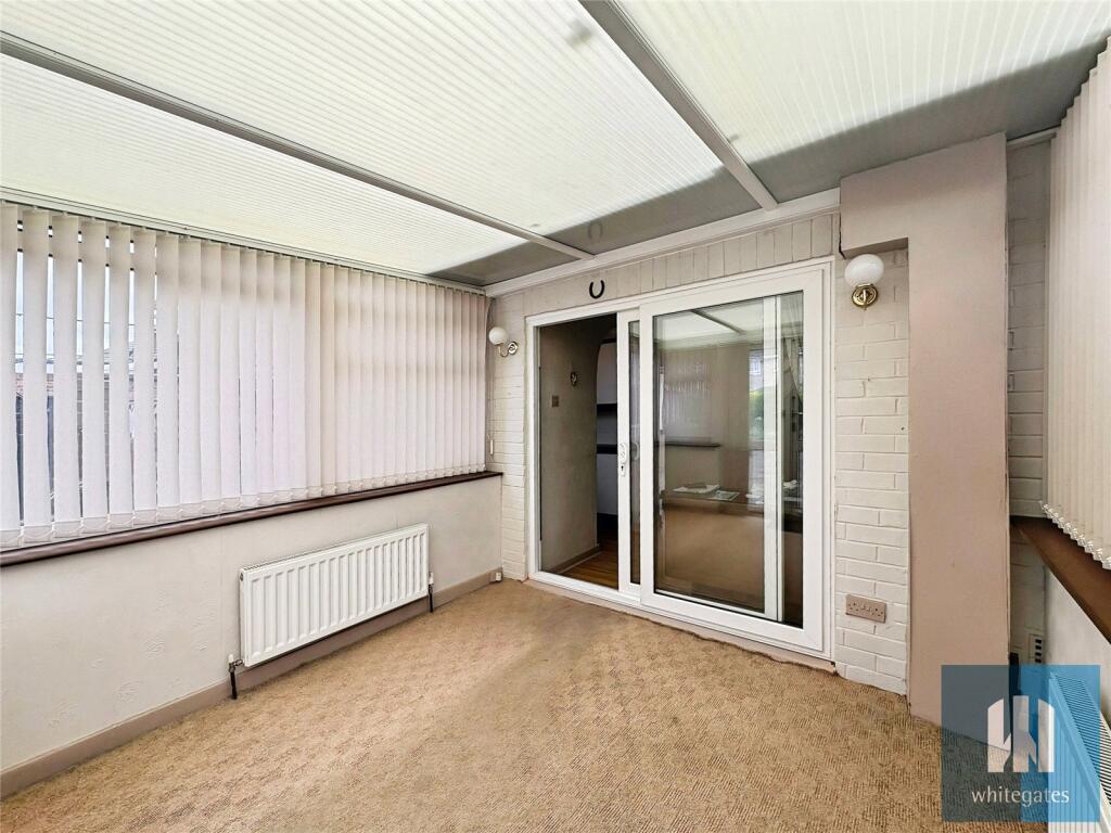 Water Royd Avenue, Mirfield, Kirklees, WF14 photo 4